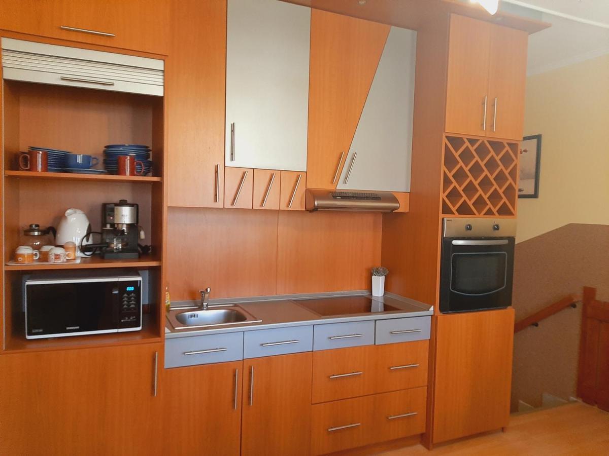 Aqua Apartman Гюла Екстериор снимка